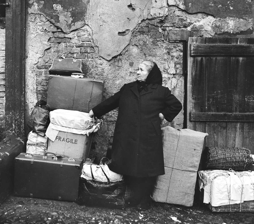 60 fotografie degli anni '60” nella mostra di Enzo Isaia allo Spazio Ersel  di piazza Solferino